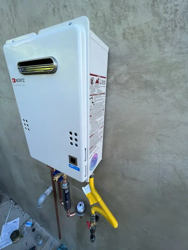 Tankless water heater installation for Boca Raton homes